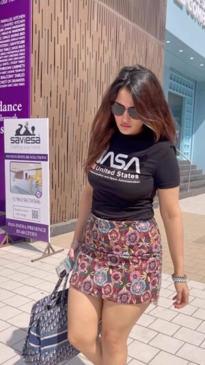 Riya Kishanchandani Instagram - Pighal gaye 🔥🔥🔥
For more videos follow me on @officialjoshapp
.
#newreel #trending #riyarkfam #foryou #explore #josh