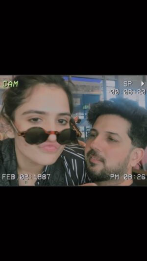 Riya Kishanchandani Instagram - <3 🫰🏻♥️
#insta #♥ #fyp #trend #♥ #trendingreels