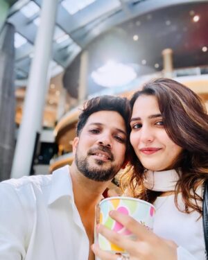 Riya Kishanchandani Instagram - DUBAI with Habibi ❤️ 🇦🇪 .
.
.
#dubai #uae #unitedarabicemirates