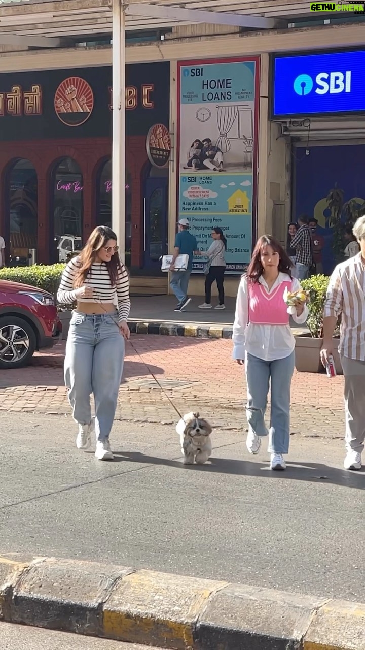Riya Kishanchandani - 94.1K Likes - 🐶
.
.
#riyarkfam #newreel #foryou #trending #explore #reelitfeelit #new #candid