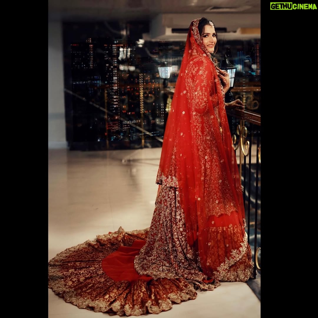Riya Kishanchandani - 58.2K Likes - 🌹❤️ 

Outfit - @ghazalibridals 
Photography- @pageantryproductions 
Makeup - @makeover_by_zara 
Hair - @makeoverby_tanzilashaikh