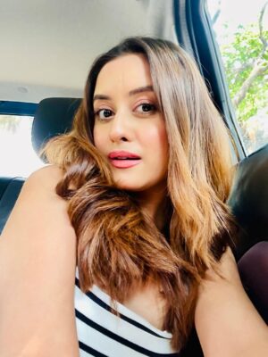 Riya Soni Instagram - 🩷🩵