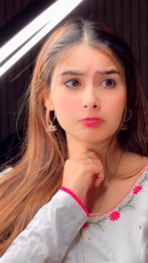 Riyaa Sharma Instagram - Hun tere bin🥹
.
.
.
.