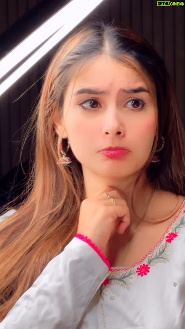 Riyaa Sharma - 67.2K Likes - Hun tere bin🥹
.
.
.
.