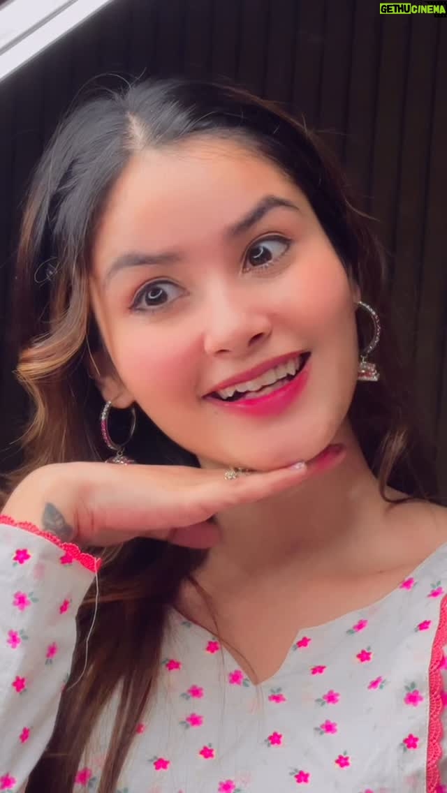 Riyaa Sharma - 41.5K Likes - Aam nhi kisi ka 😇
.
.
.
.
.