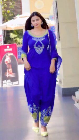Riyaa Sharma Instagram - Rohb di 🔥
.
.
.
.