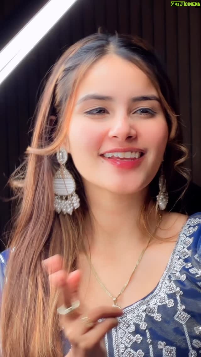 Riyaa Sharma - 48.5K Likes - Bs hou tera naam 😇
.
.
.
.
.