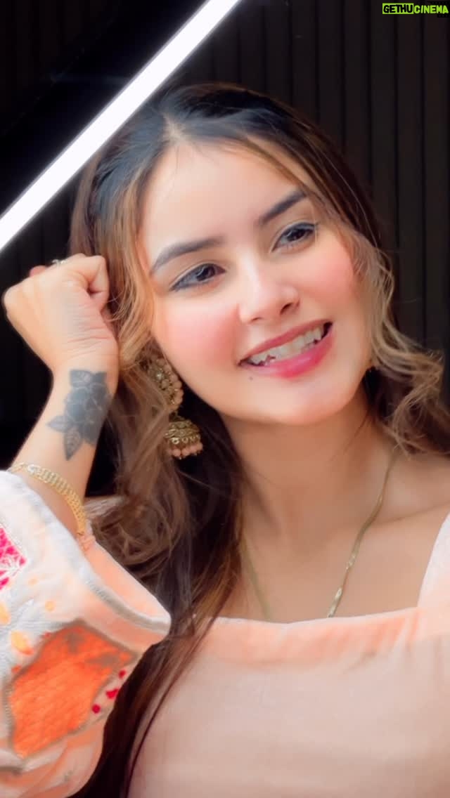 Riyaa Sharma - 173.7K Likes - Tere sare dukh mere 😇
.
.
.
.
.
.
.