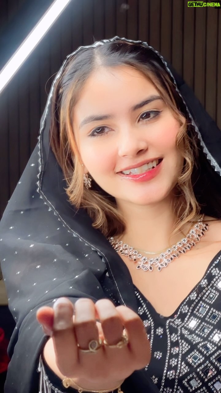 Riyaa Sharma - 92.1K Likes - Haq nal😇
.
.
.
.