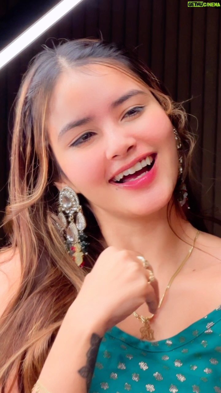 Riyaa Sharma - 89.3K Likes - Pta ni tere ch aisa ki sohneya 😇
.
.
.
.
.
.