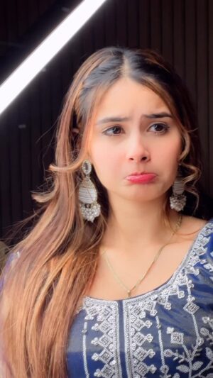 Riyaa Sharma Instagram - Tu fikr na kreya kr😇
.
.
.
.
.
.