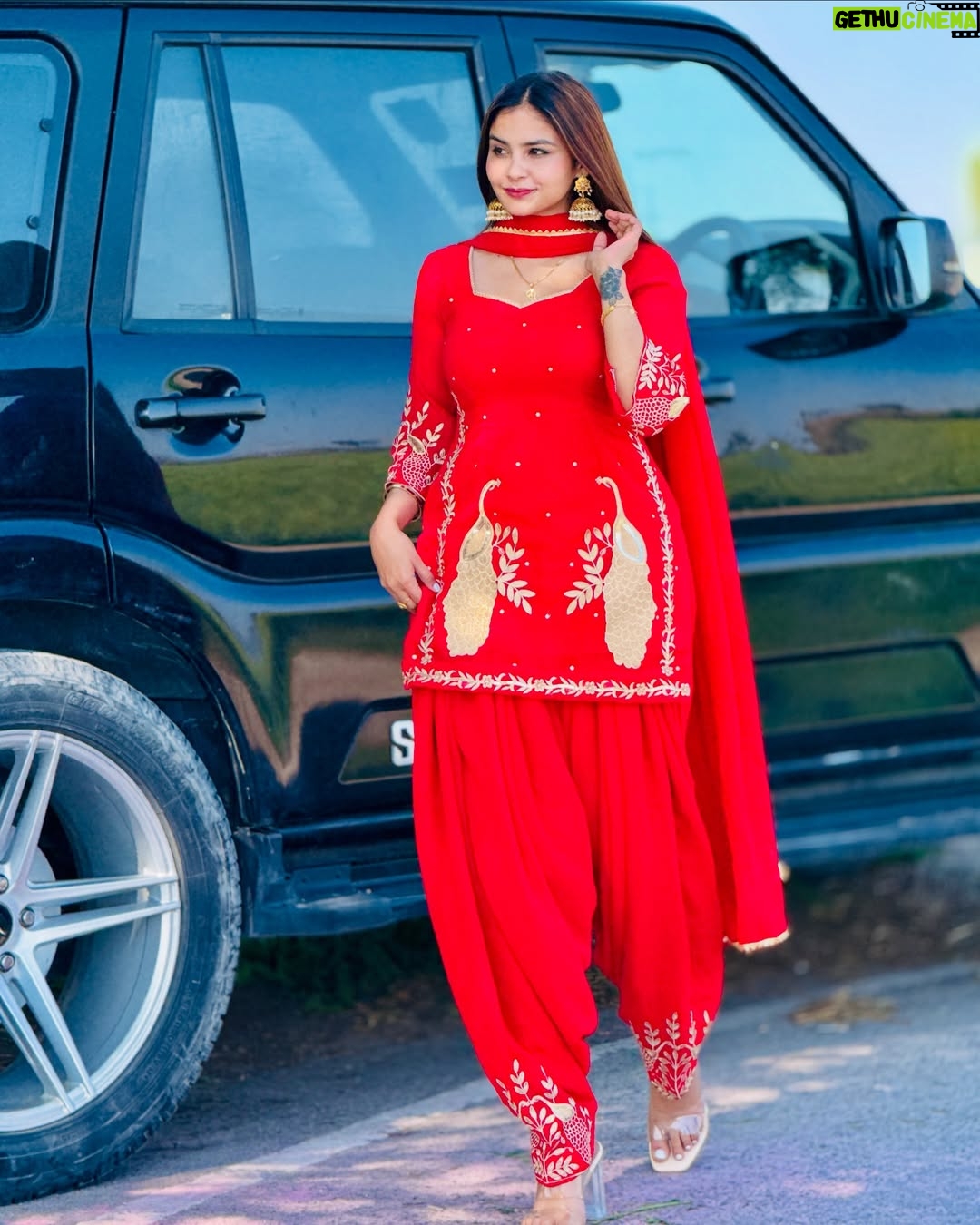 Riyaa Sharma - 24K Likes - Red vich ❤️
.
.
.
.
,
,
#insta #photooftheday #like #like4like ##share #viral #comment #instadaily #photo #suit