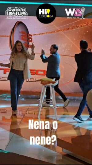 Rocío Marengo Instagram - 🎉 ¡Momento emocionante en #Intrusos! Rocío Marengo aceptó el desafío de Adrián Pallares y Rodrigo Lussich para descubrir en vivo el sexo de su bebé junto a Eduardo Fort. 👶💖
¿Vos qué pensás? ¿Será nena o varón? Usamos la clásica prueba de las tías y abuelas, ¡y la reacción de Rocío fue increíble! 😍
@marengorocio
@intrusos
@woradio967
Comentá abajo tu apuesta antes de ver el resultado y contanos si acertaste. ¡Queremos leerte! 👇
#RocíoMarengo #Intrusos #BebéEnCamino #EduardoFort #Participá #AméricaTV