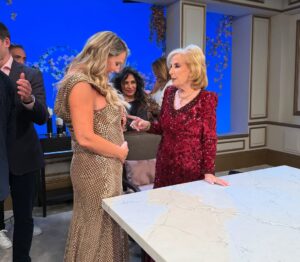 Rocío Marengo Instagram - Unas fotitos de anoche en #lanochedeML @mirthalegrand !!
Hermoso programa!!! Ella, reina total y absoluta!! Pero posta, es inmensa!!! Mágica!! Generosa! Amorosa! Bella, inteligente… ay la amo! Ir a su mesa es un orgullo enorme.
Gracias a todos por el cariño y los mensajito!!!!