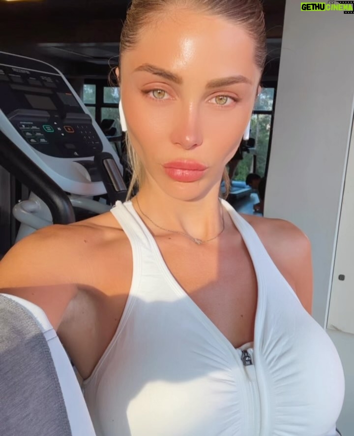 Romina Malaspina - 22.8K Likes - life lately <3