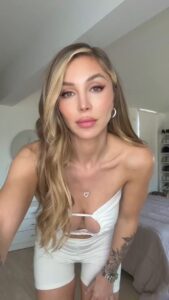 Actress Romina Malaspina HD Photos and Wallpapers August 2025