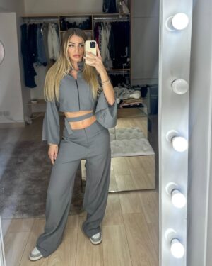 Romina Malaspina Instagram - moments 🤎🧸