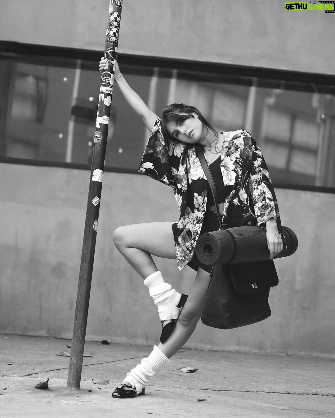 Romina Poza - 3 Likes - @dolcegabbana Bag for a workout y deseando que fuera en algún rincón escondido de Sicilia 🤓 
Foto: @infiernno 
DG PR: @ximena__perez