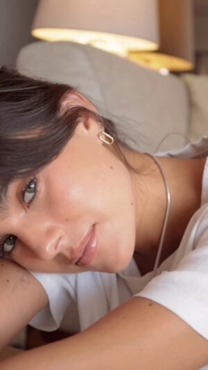 Romina Poza Instagram - Un video que me hizo @pabloastiazaran y me sentí chuliss:) Fin.