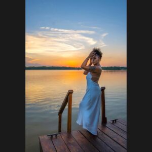 Rosaline Meurer Instagram - Tranquility 🤍
#QUEENOFALLQUEENS👑
