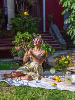 Rosaline Meurer Instagram - Lemons today, Lemonade tomorrow 🍋
#QUEENOFALLQUEENS👑