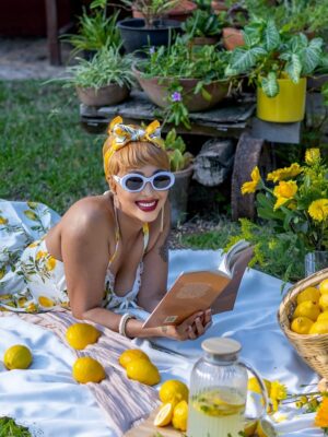 Rosaline Meurer Instagram - Lemons today, Lemonade tomorrow 🍋
#QUEENOFALLQUEENS👑