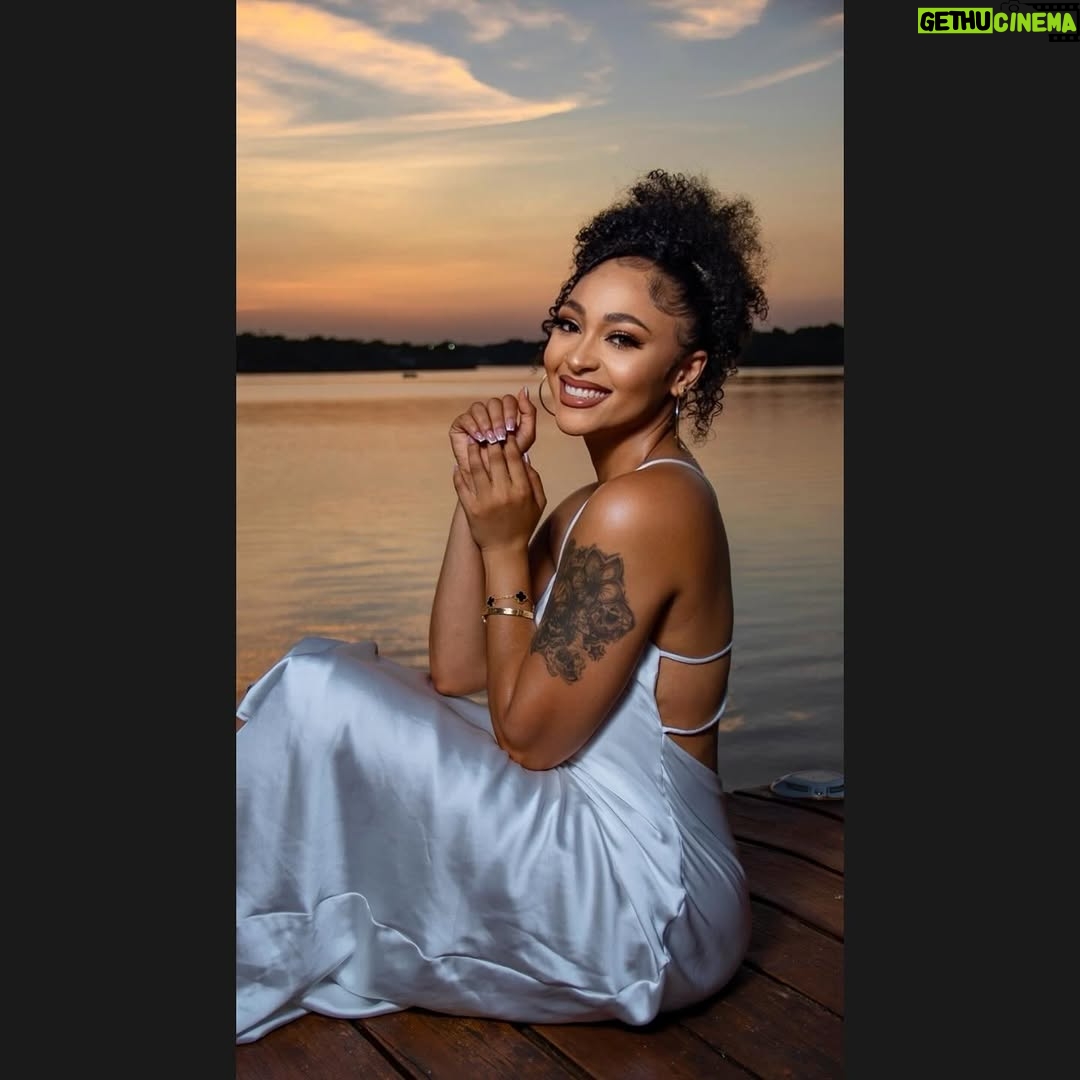 Rosaline Meurer - 1.4K Likes - Tranquility 🤍 

#QUEENOFALLQUEENS👑