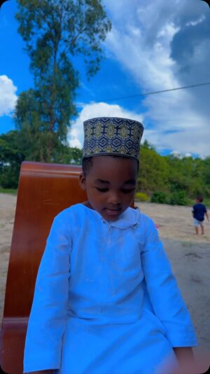Rose Ndauka Instagram - Eid Mubarak kutoka pande hizi kwa Bibi raha jamanii,Hongera mwanangu @officialprincehaleem nakupenda sana ❤️❤️❤️