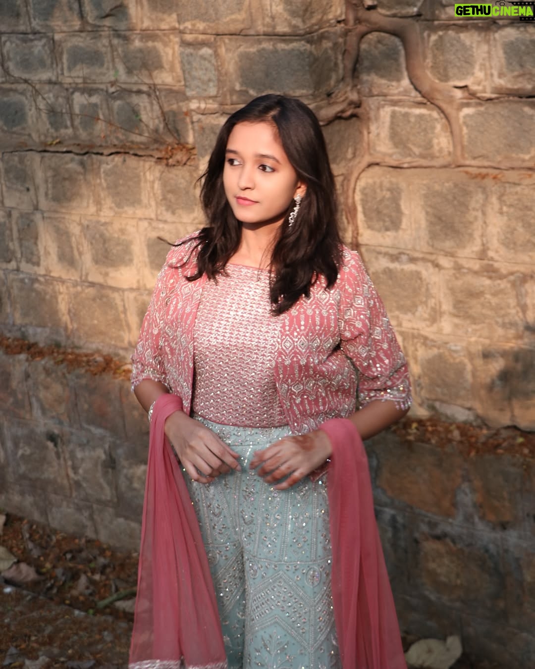 Roshni Sony - 4.7K Likes - Eid Mubarak everyone 🌙✨🤗🫶🏻