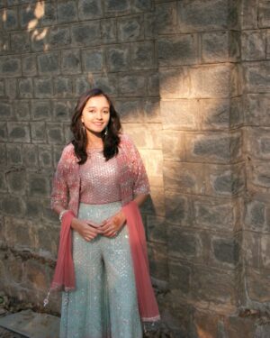 Roshni Sony Instagram - Eid Mubarak everyone 🌙✨🤗🫶🏻