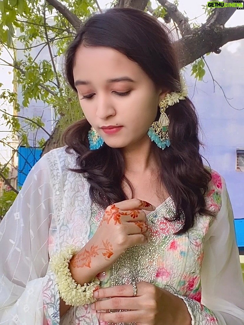 Roshni Sony - 3.5K Likes - Eid Ul Adha Mubarak 🌙🤍✨