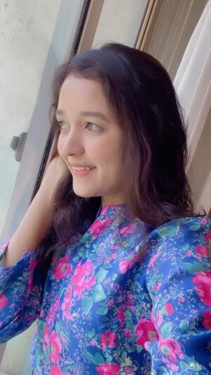 Roshni Sony Instagram - 🥰💗💓💕💖 #roshniansari #roshnisony #feelitreelit #reelsinstagram #trendingreels #bangalore
