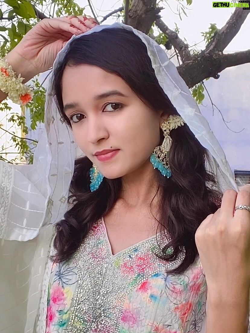 Roshni Sony - 3.5K Likes - Eid Ul Adha Mubarak 🌙🤍✨