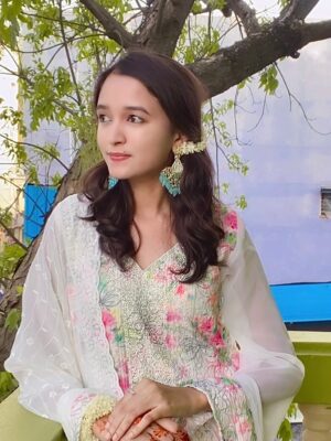 Roshni Sony Instagram - Eid Ul Adha Mubarak 🌙🤍✨