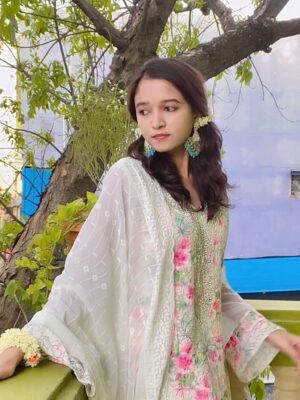 Roshni Sony Instagram - Eid Ul Adha Mubarak 🌙🤍✨
