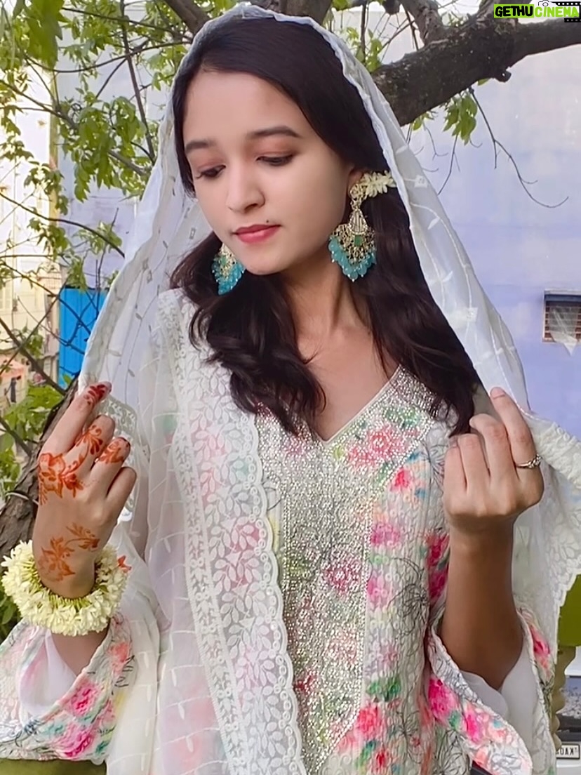 Roshni Sony - 3.5K Likes - Eid Ul Adha Mubarak 🌙🤍✨