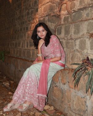 Roshni Sony Instagram - Eid Mubarak everyone 🌙✨🤗🫶🏻