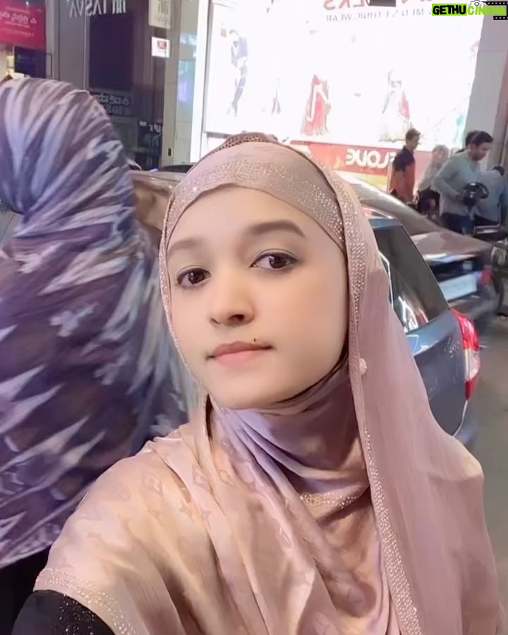 Roshni Sony - 3.5K Likes - Hogi Eid ki shopping??? 🛍️