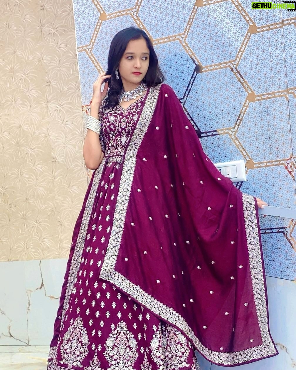 Roshni Sony - 3.8K Likes - At Bestie’s Wedding ✨🩷✨
