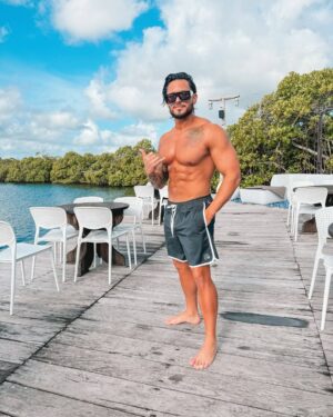 Rosmeri Marval Instagram - Asi le damos la bienvenida a Diciembre en uno de nuestros sitios preferidos @posadalaesmeraldamorrocoy 🌴☀️