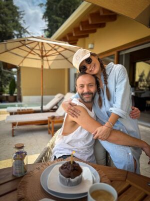 Rossana Nájera Instagram - Un poquito de Junio 2025…
🚙📸🎂🪲🌦️🎤🃏♣️💄🎭🐴❣️