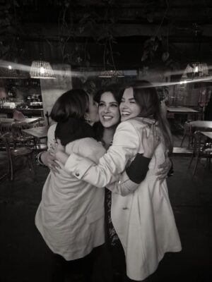 Rossana Nájera Instagram - Un poquito de Junio 2025…
🚙📸🎂🪲🌦️🎤🃏♣️💄🎭🐴❣️
