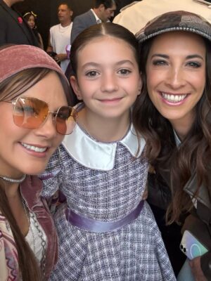 Rossana Nájera Instagram - Un poquito de Junio 2025…
🚙📸🎂🪲🌦️🎤🃏♣️💄🎭🐴❣️