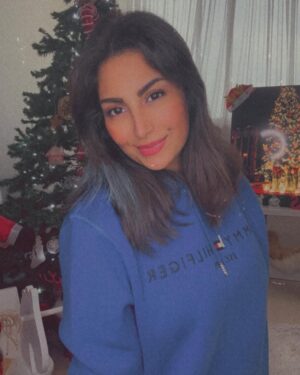 Rouwaida Attieh Instagram - يا من رجونا لهم كل خير وأحببناهم كل عام وأنتم بخير. اللهم أدخل علينا العام الجديد وأنت راضٍ عنا، واجعله عاماً تتبدَّل فيه همومنا إلى أفراح وسعادة💙🩵💙🩵
#instagram
#happynewyear
@zeezee_attieh