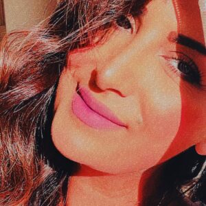 Rouwaida Attieh Instagram - شكرا لكل شخص خصني بكلمه بهاليوم محبتكم غمرتني🥹🤍شكرا لاهلي وزوجي ورفقاتي الغوالي🤍
والشكر الكم للكلام الحلو والتمنيات المليانه محبه🤍
بحبكم🤍
#رويدا_عطية #رويدا_عطيه #ام_زين