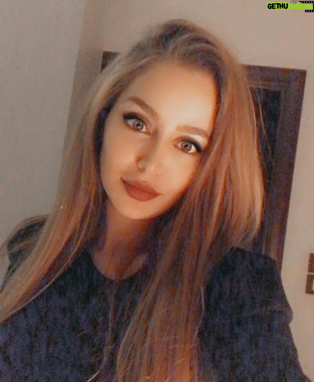 Rozina Lazkani - 47.7K Likes - ❤️❤️❤️❤️