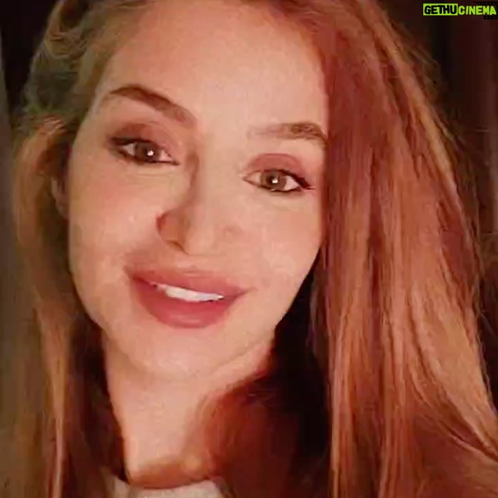 Rozina Lazkani - 39.2K Likes - ❤️❤️❤️
#روزينا_لاذقاني #دمشق #rouzainalazkani #syria #drama #دراما_سورية #دراما_عربية #homswithome #beauty #beautiful #art