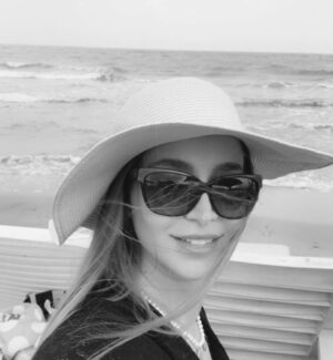Rozina Lazkani Instagram - ❤️🙂