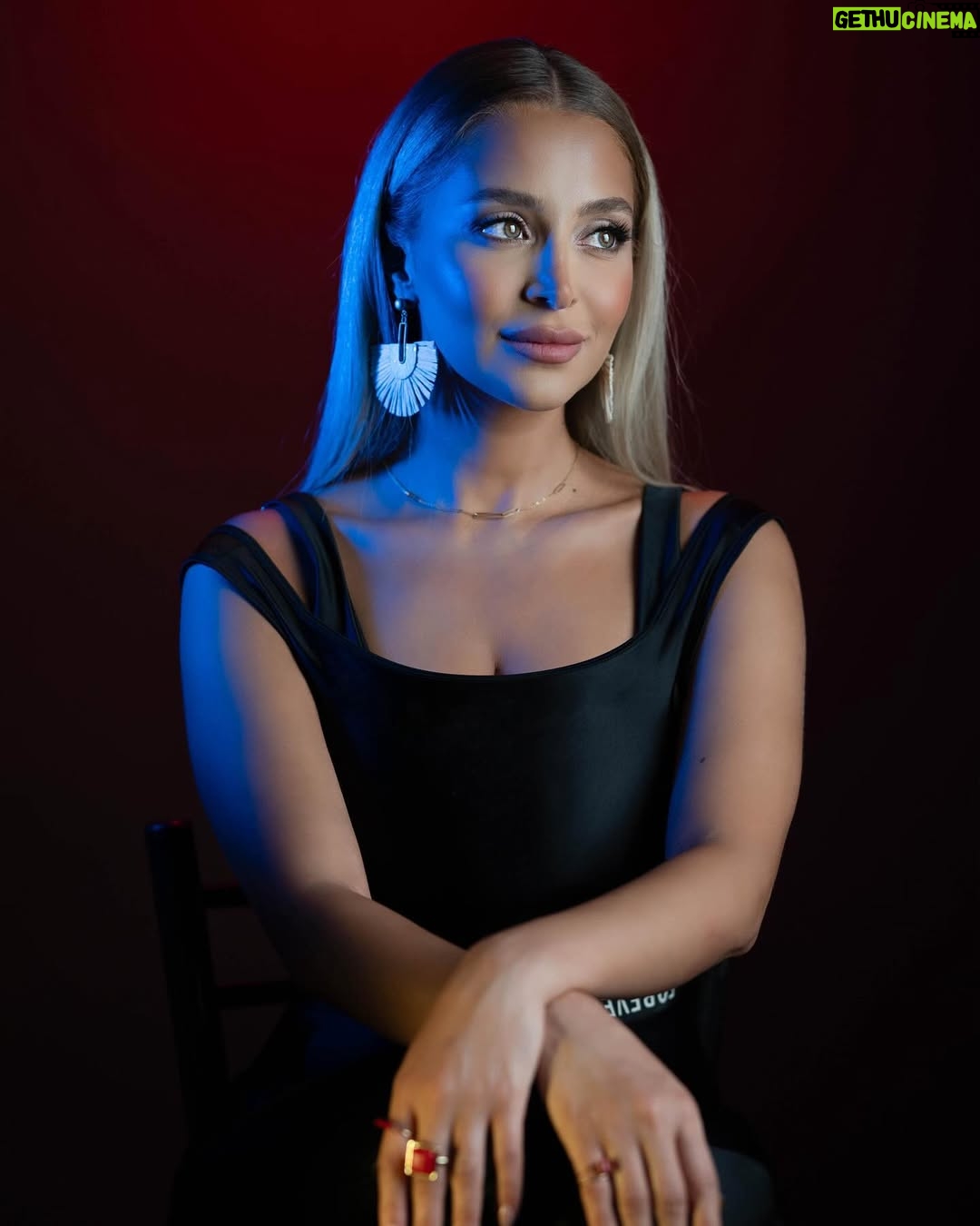 Rozina Lazkani - 25.5K Likes - #colors 💕
Thank you so much my friends 
📸 @nedalalabdallah & @salimch93 
Pr @danawahibeh 
💇‍♀️ @gibran_khabbaz 💄 @joelleashkar_mua ust
@galatea.media 
#withmylove ❤️