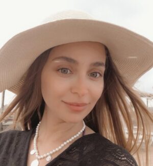Rozina Lazkani Instagram - ❤️🙂